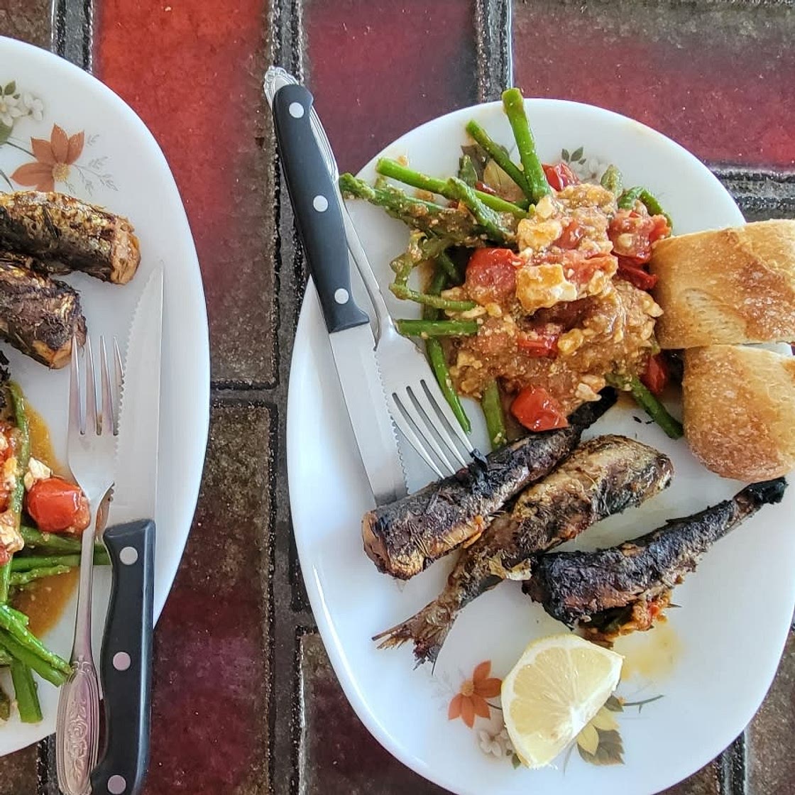 Grilled Portuguese sardines