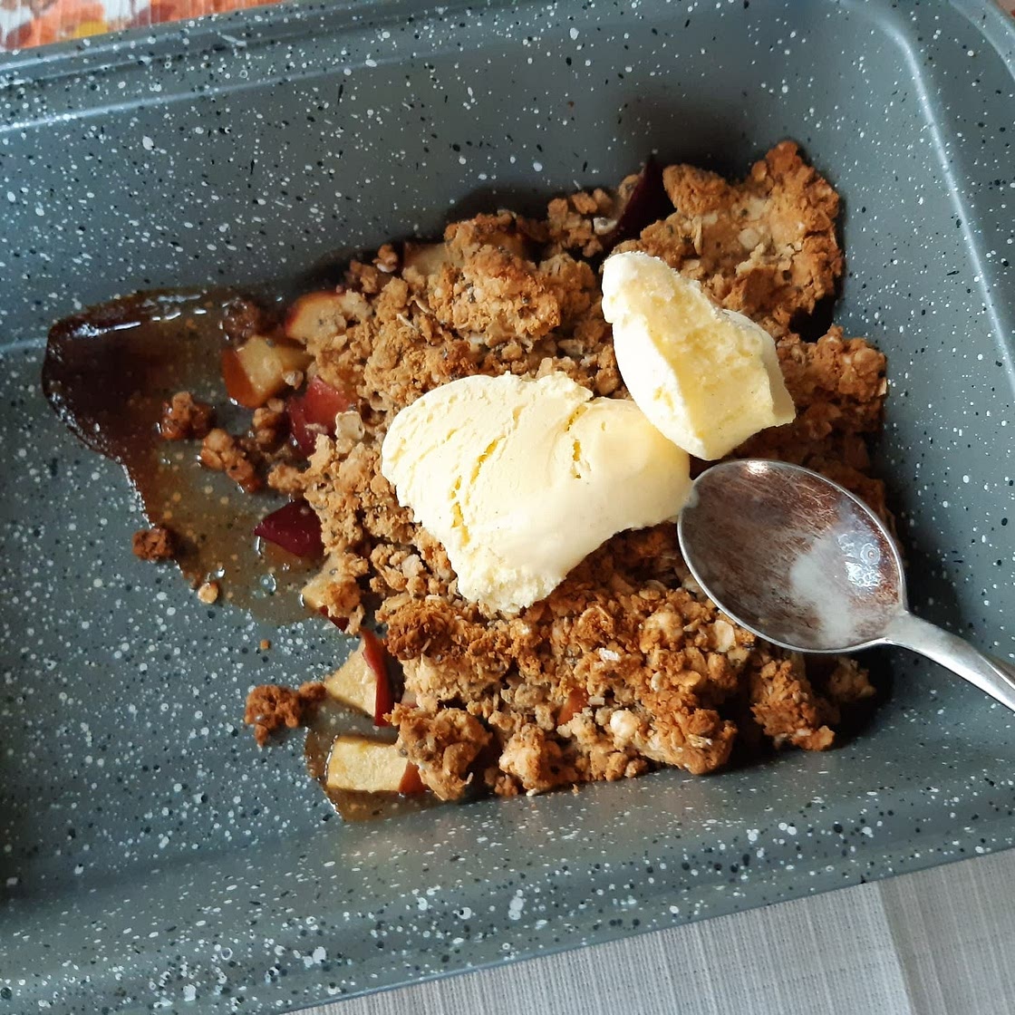Single Serve Apple Crumble
