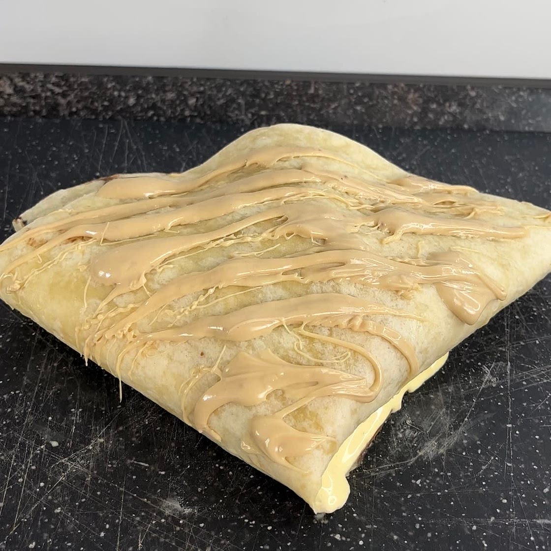 Chocolate Kinder Bueno wrap