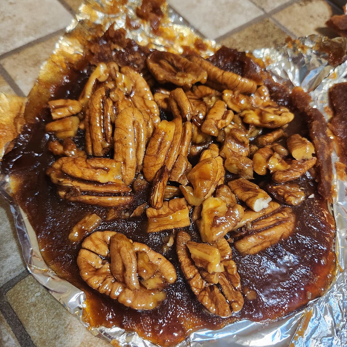 Caramel pecans