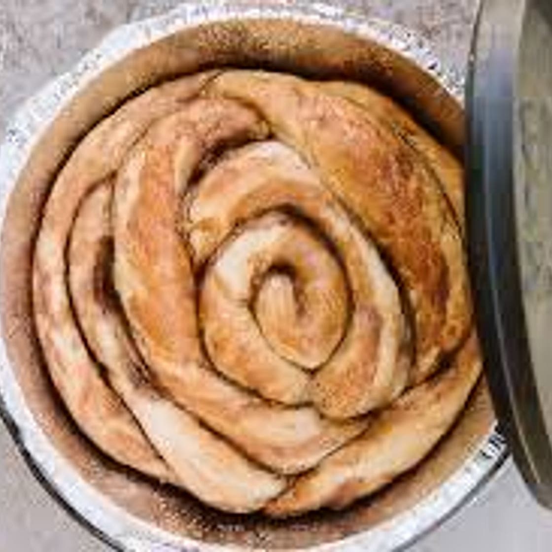 Dutch Oven Cinnamon Roll