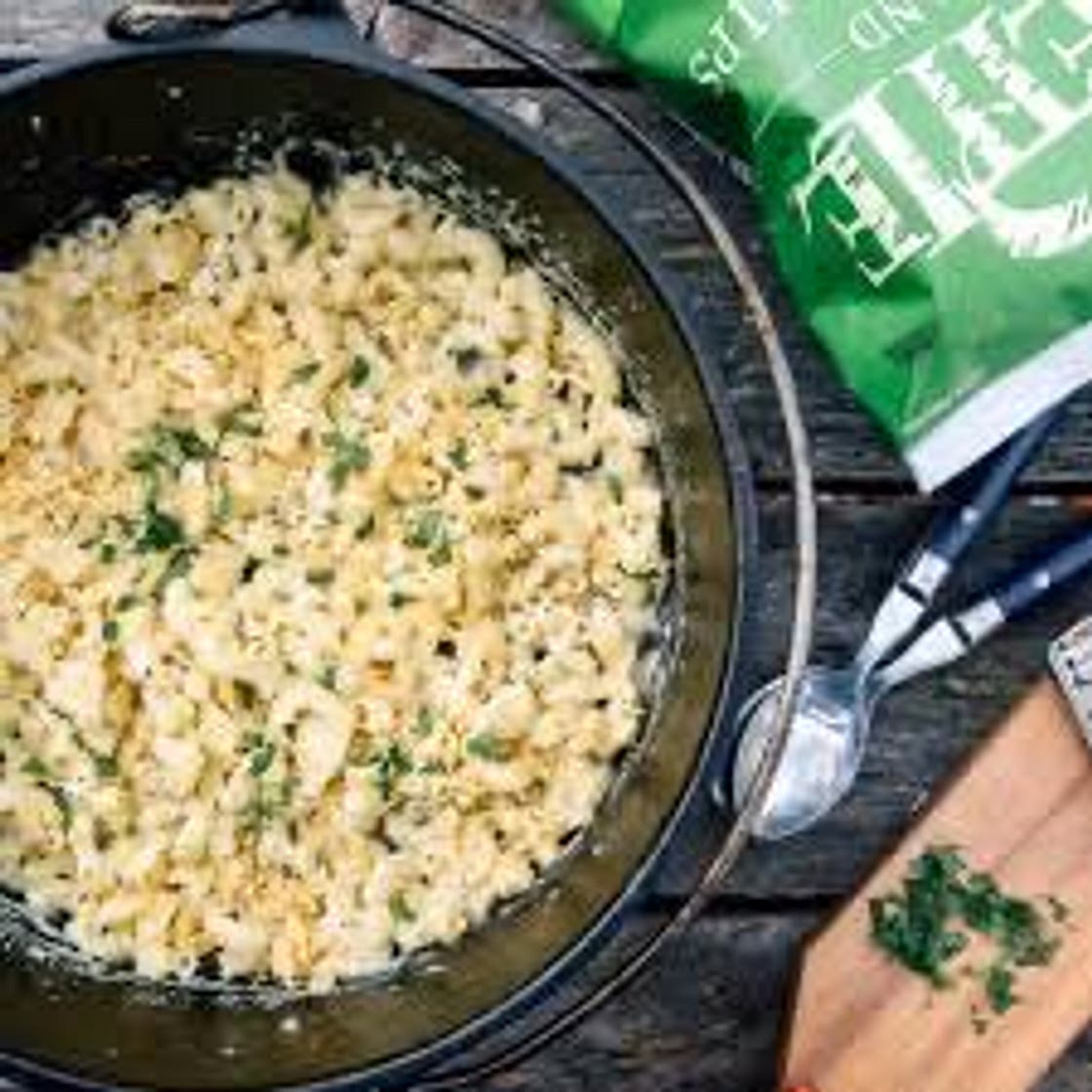 Dutch Oven Mac & Cheese