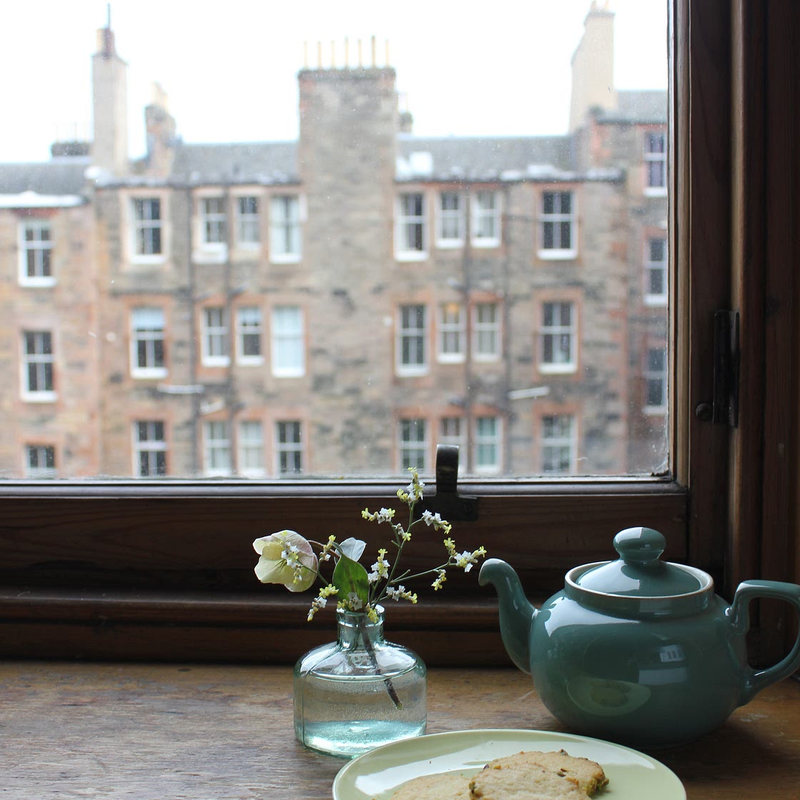 Rosie Makes: Lemon and Pistachio Shortbread Biscuits | Everything Looks Rosie | Edinburgh Lifestyle, Fashion & Baking Blog