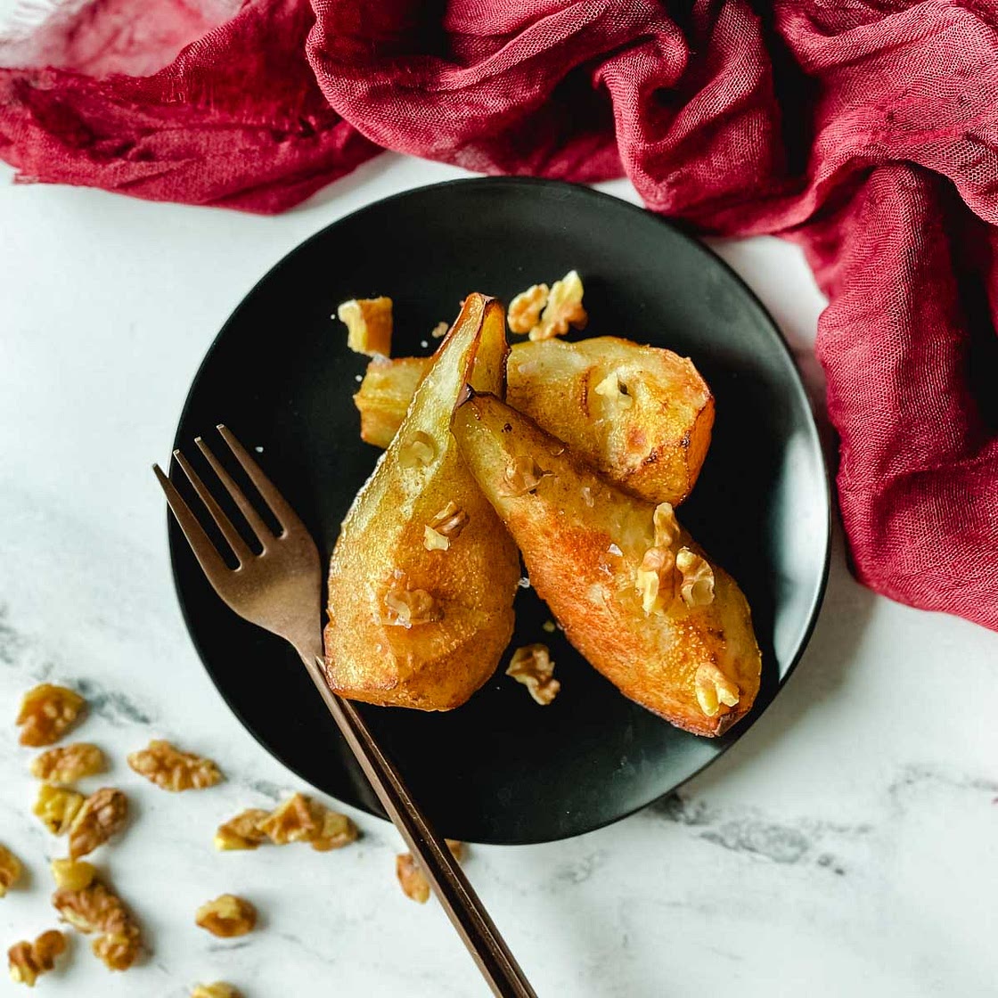 Easy Air Fryer Pears with Cinnamon
