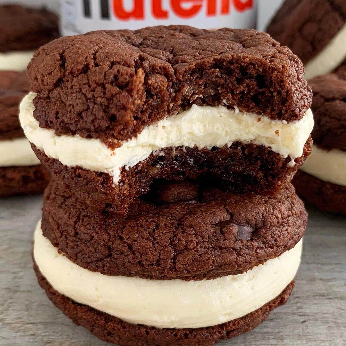 Nutella Cookie Sandwiches