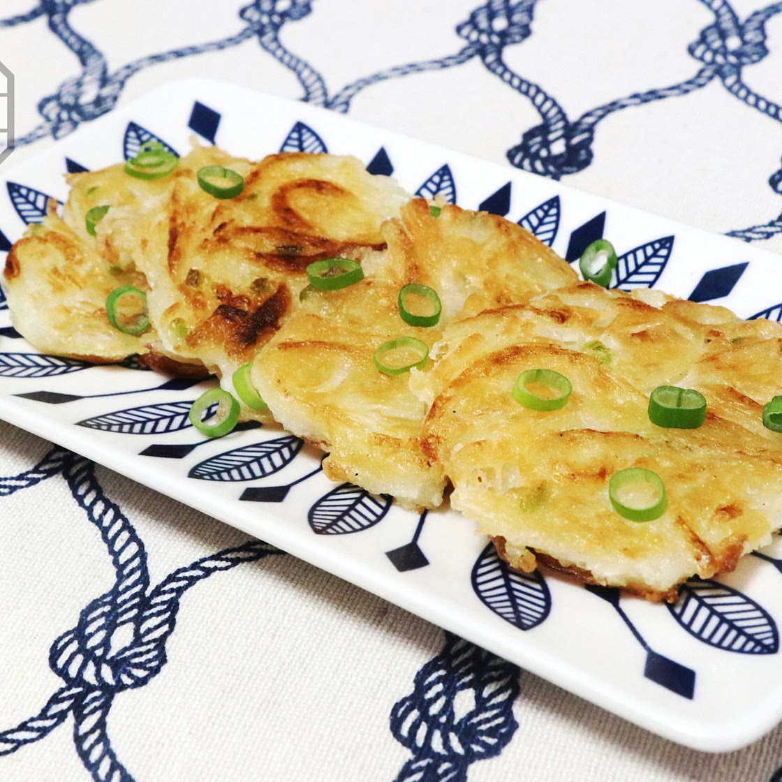Korean Radish Jeon  (무전, MuJeon) | Aeri's Kitchen