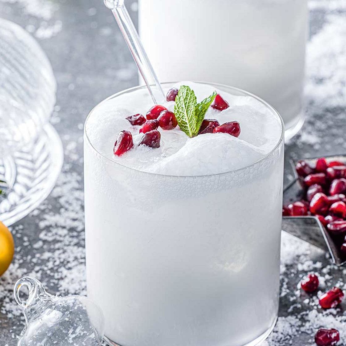 White Christmas mojito