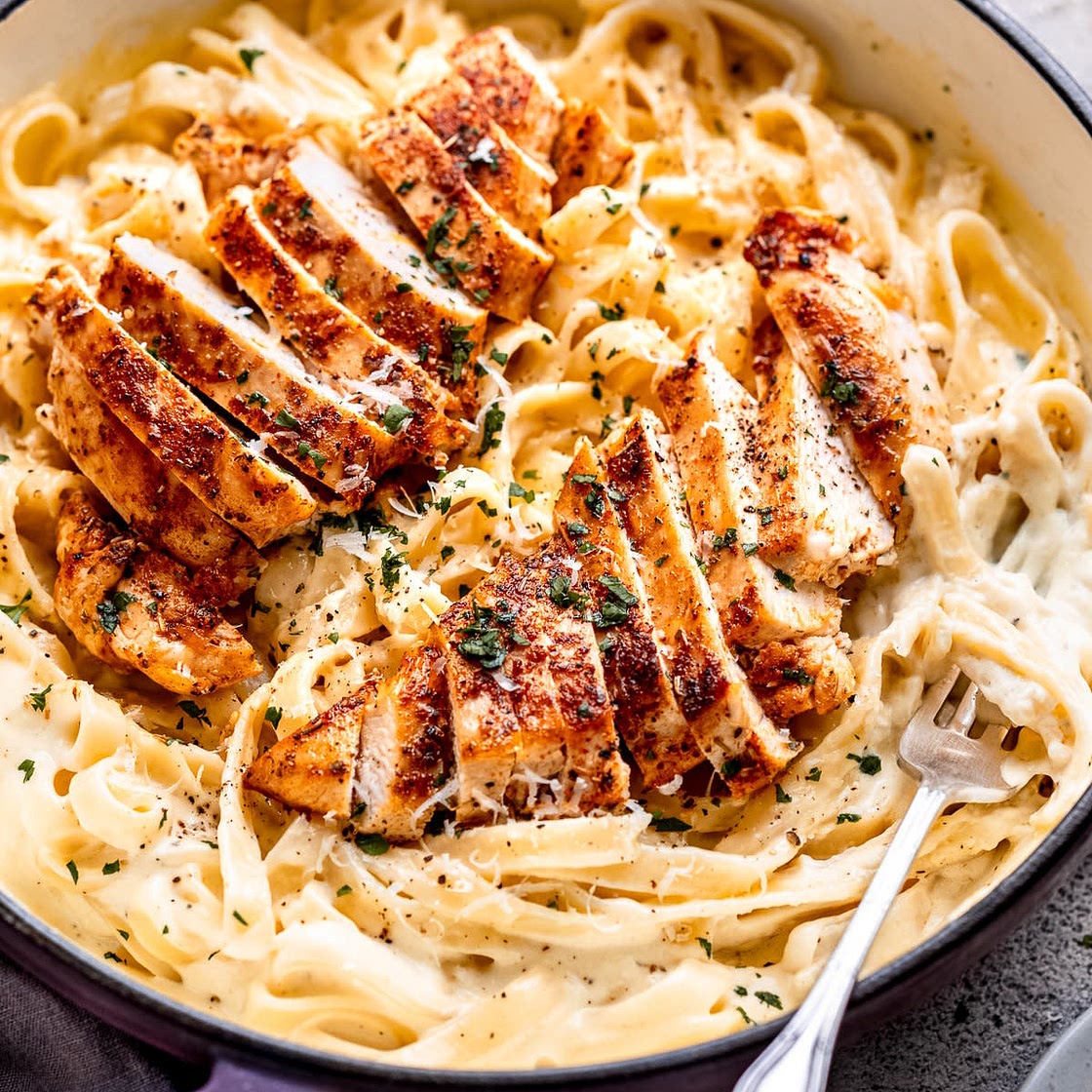 Pasta alfredo met kip
