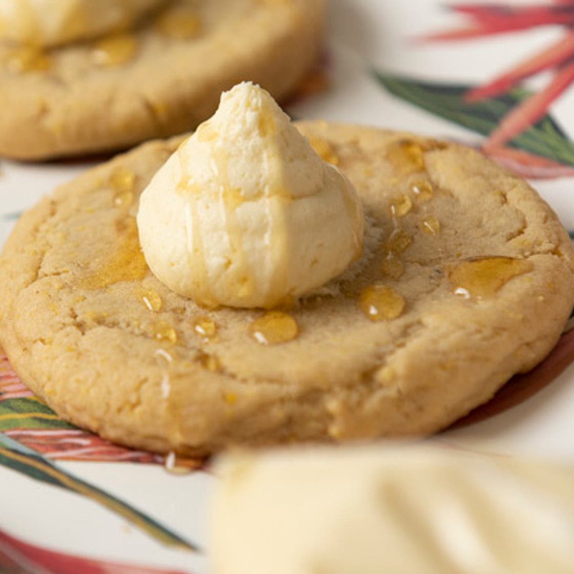 Crumbl 🙀 Cornbread Cookies