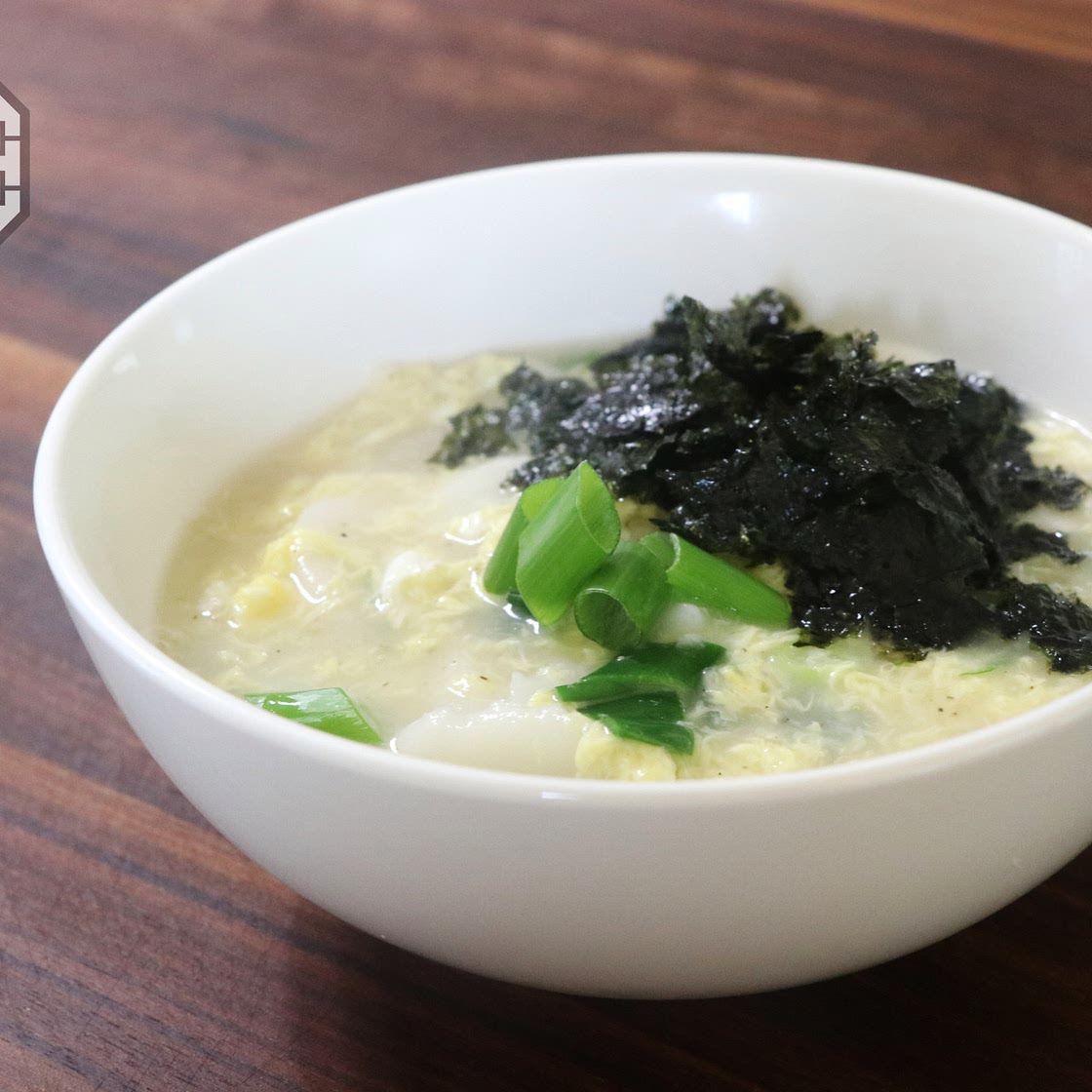 Korean Egg Rice Cake Soup (달걀 떡국, DalGyal TteokGuk) | Aeri's Kitchen