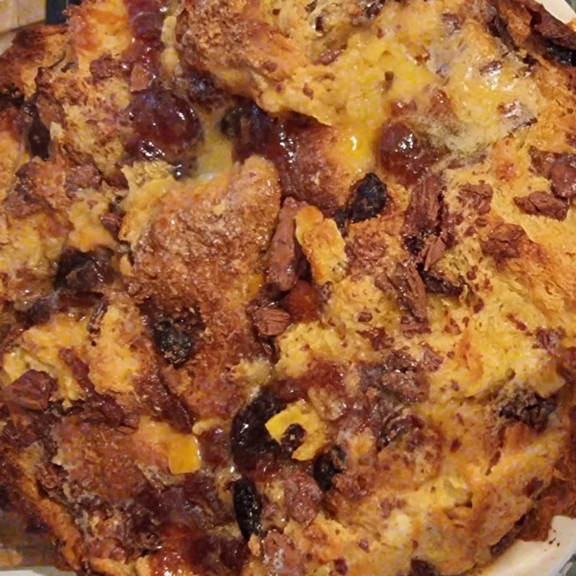 Bonkers bread & butter panettone pudding tart
