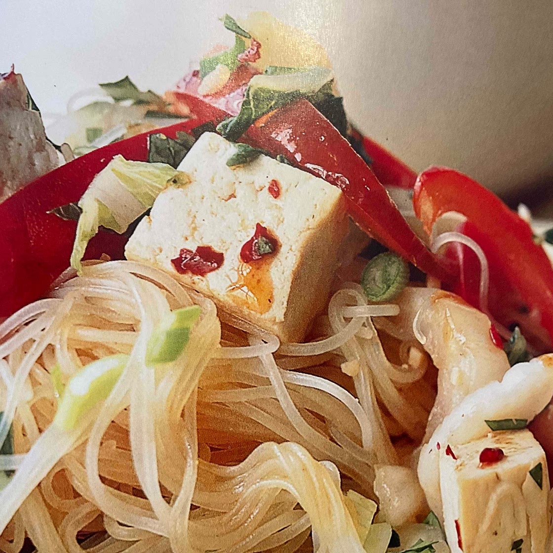 Rice noodles with Tofu and bok Chou