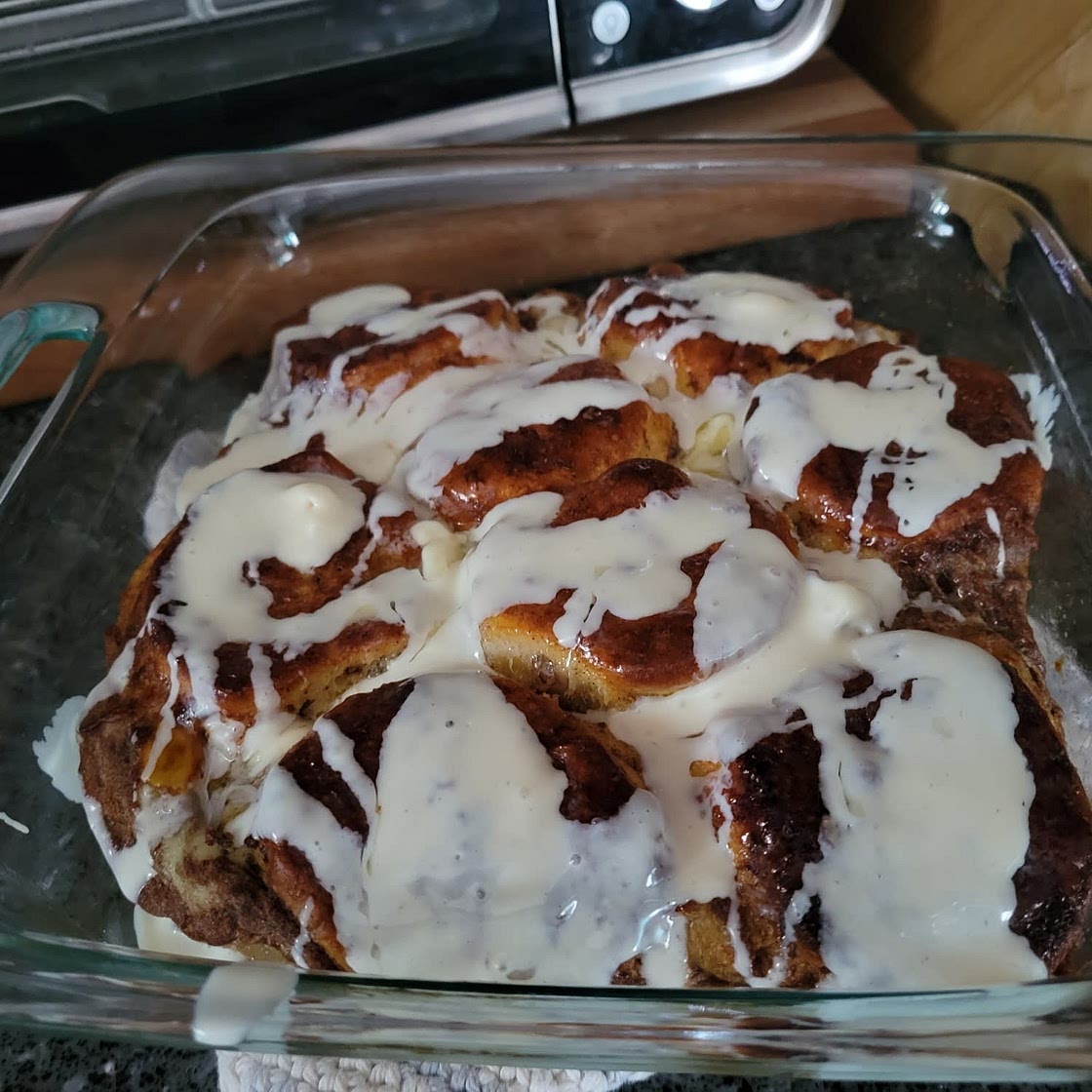 Cinnamon roll french toast