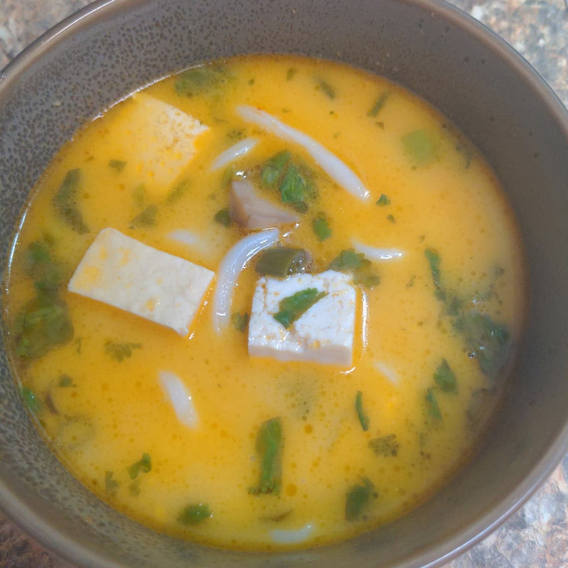 Thai Coconut Soup (Vegan)