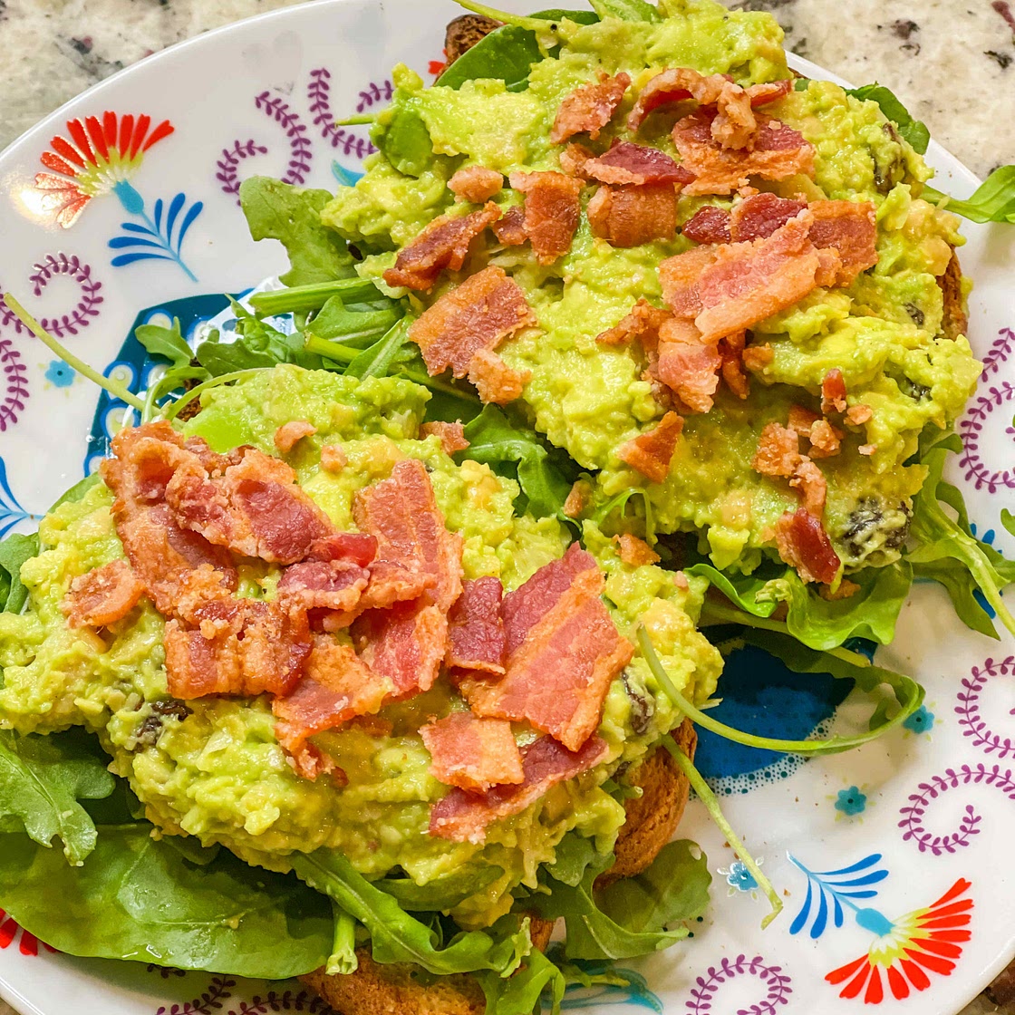 Chickpea avocado mash 