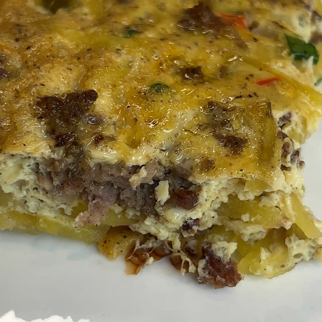 BREAKFAST CASSEROLE