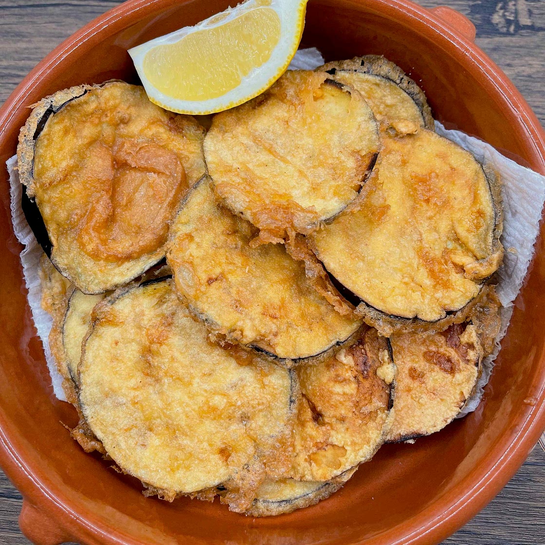 Deep-fried Eggplant with honey and lemon