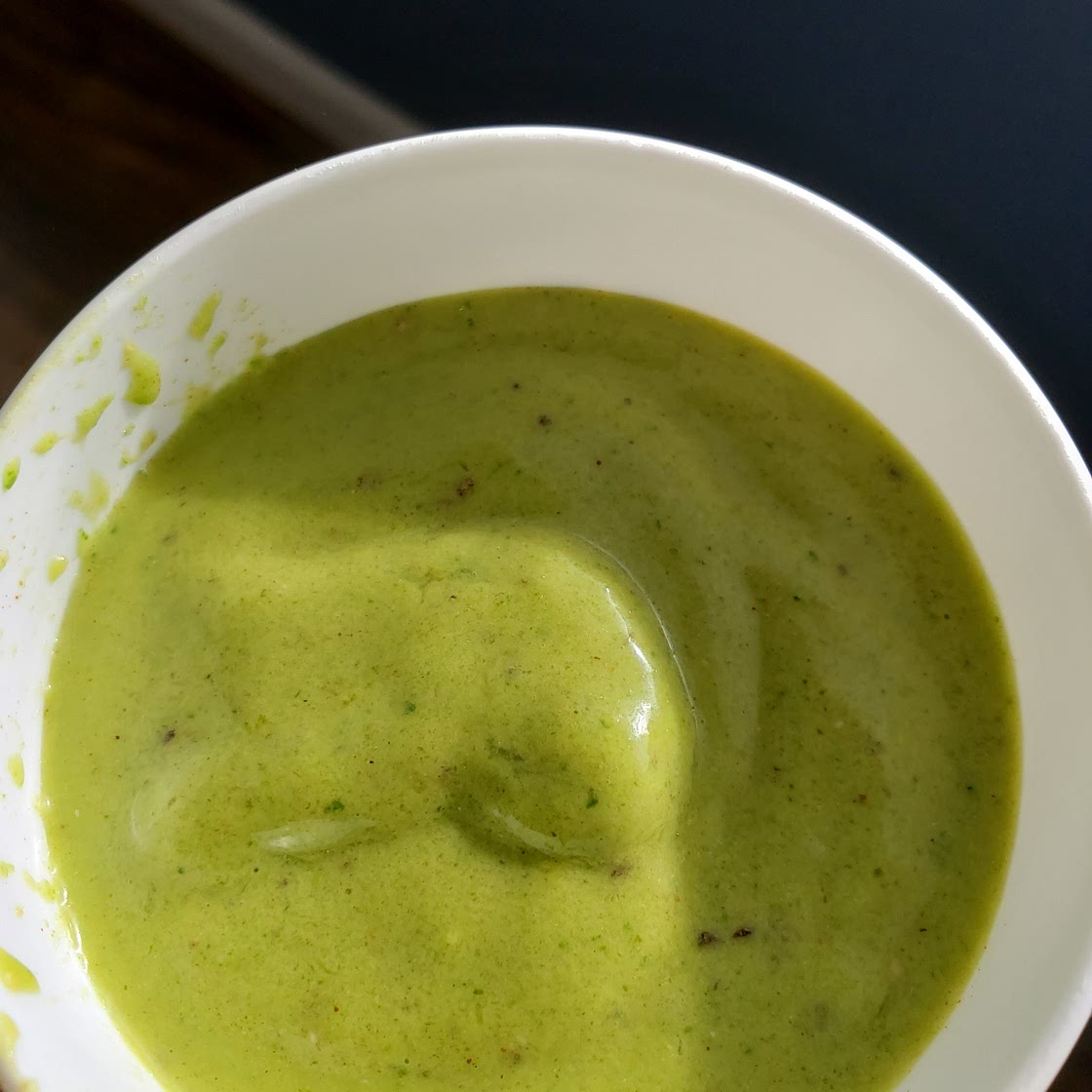Green Peanut Butter Mango Smoothie