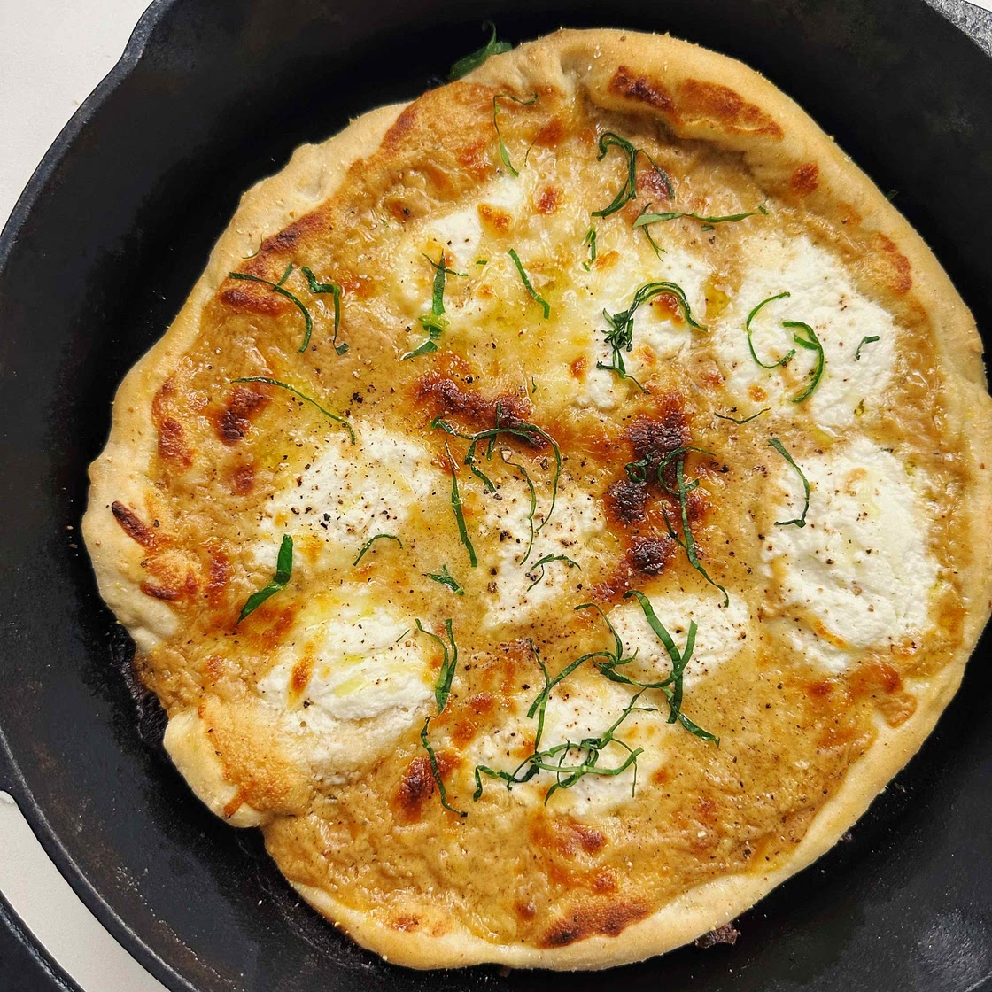 Herby Mushroom White Pizza 