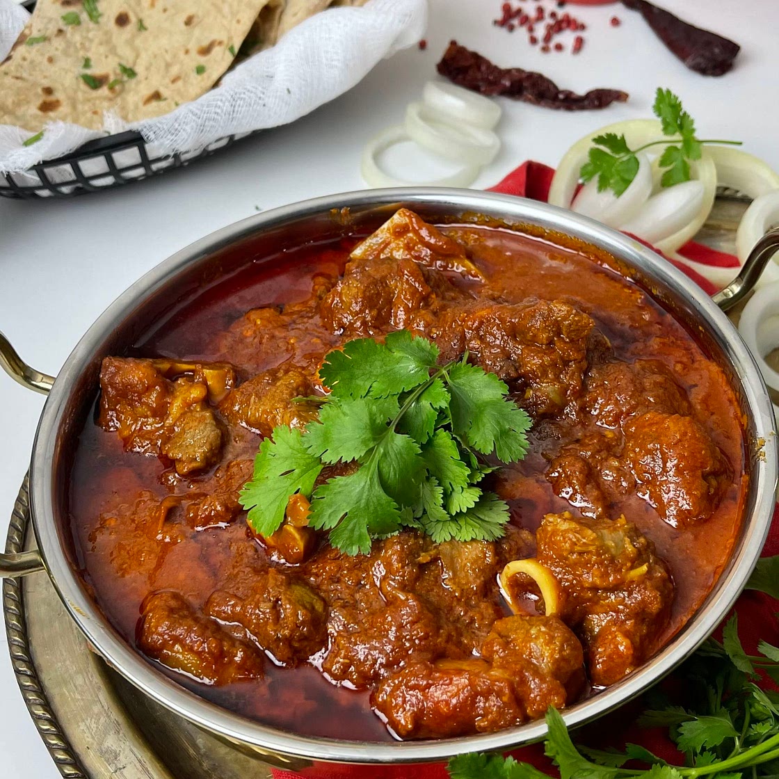Laal Maas