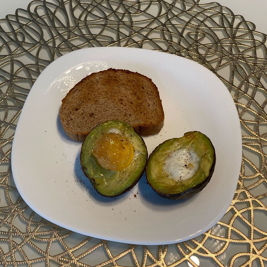 Baked Avocado Eggs