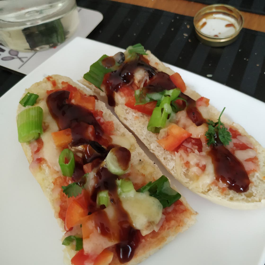 Pizza toast