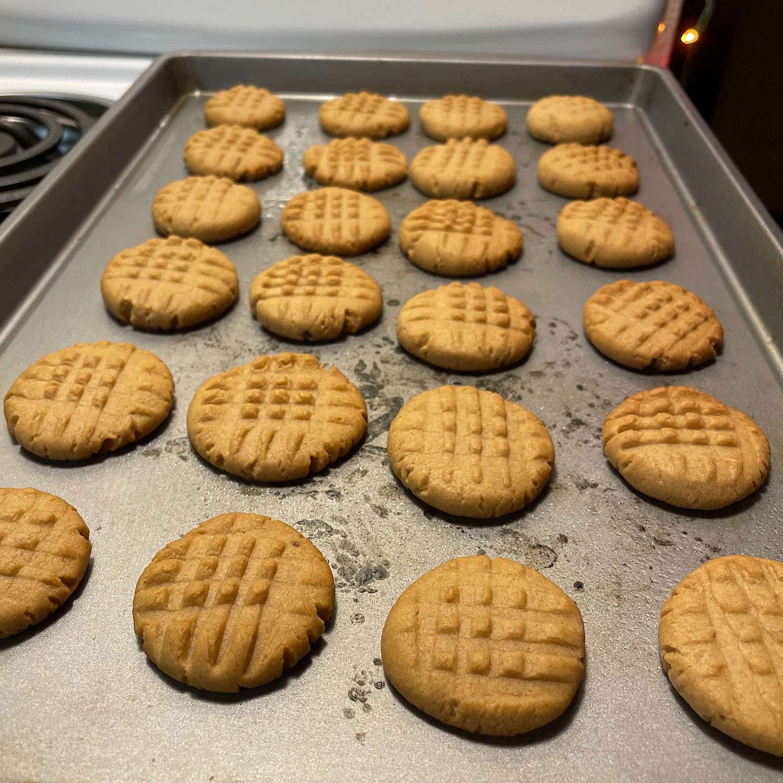 The Best Chewy Peanut Butter Cookies Recipe