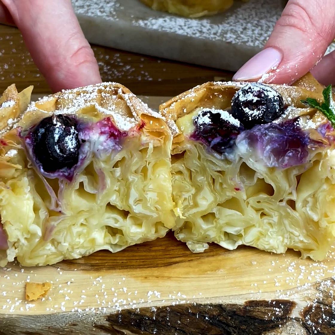 Ruffled Mini Milk Pie with Blueberries