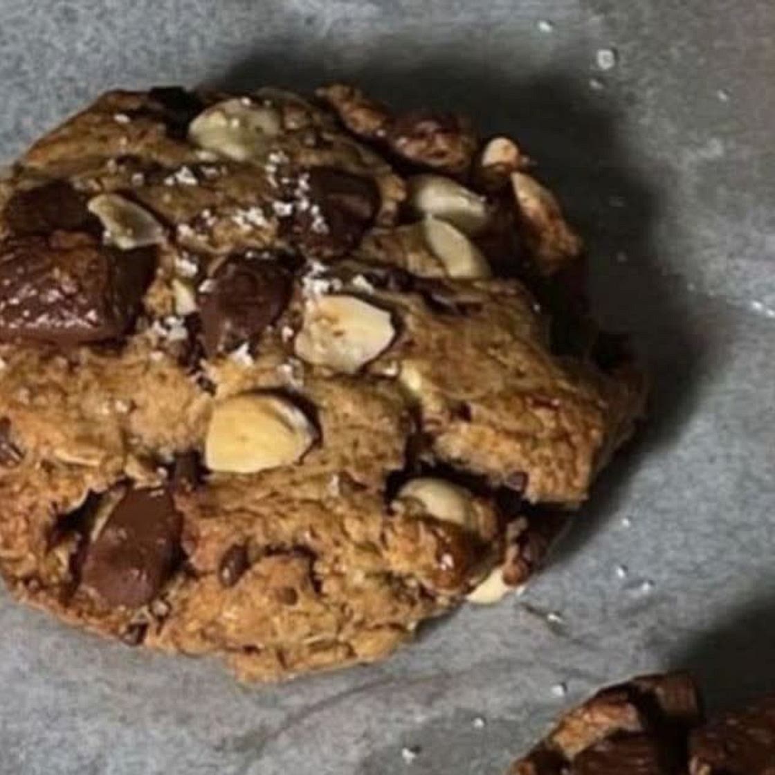 Oat Cookies with Chocolate
