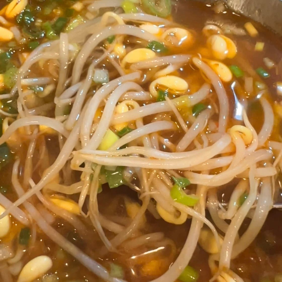 Korean Soybean Sprout Soup