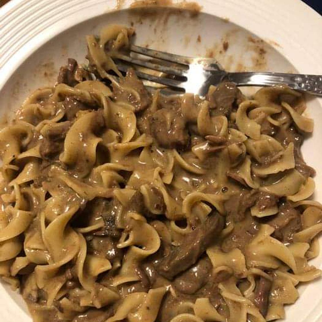 Crockpot Beef tips & noodles