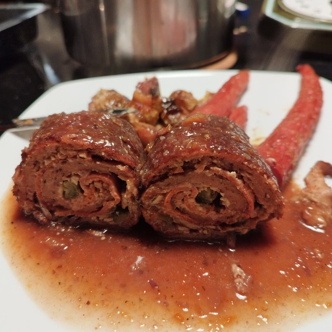 Vegane Rouladen in Bratensauce