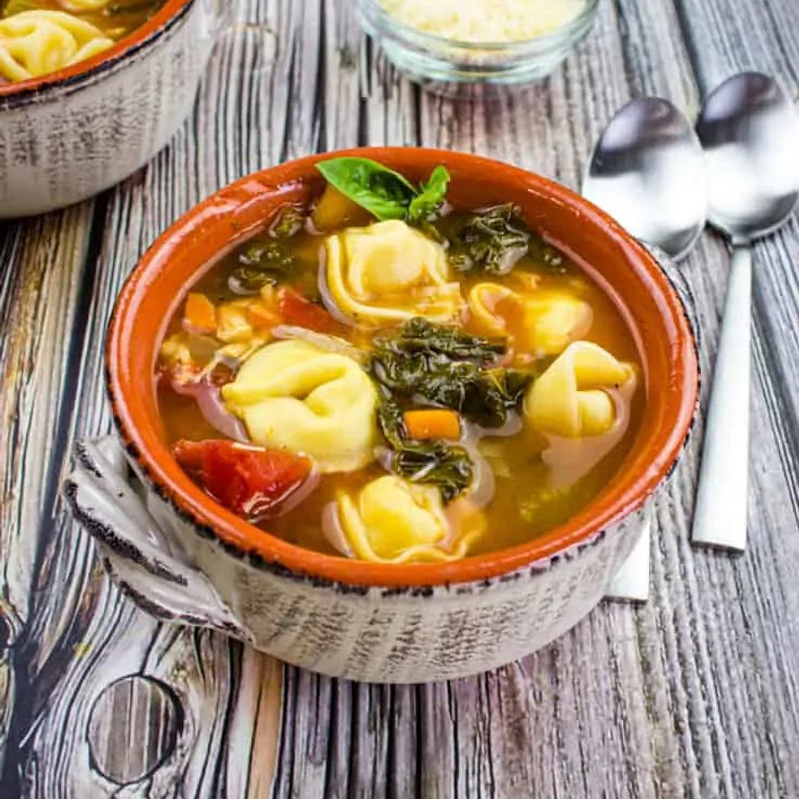 Tortellini Soup with Kale & Chicken