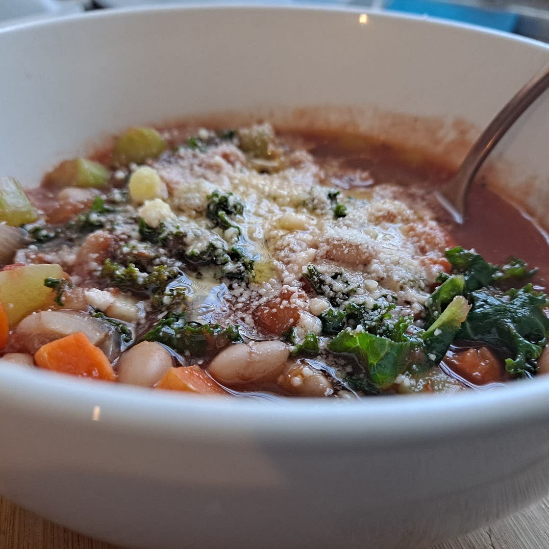Italian White Bean and Kale Soup