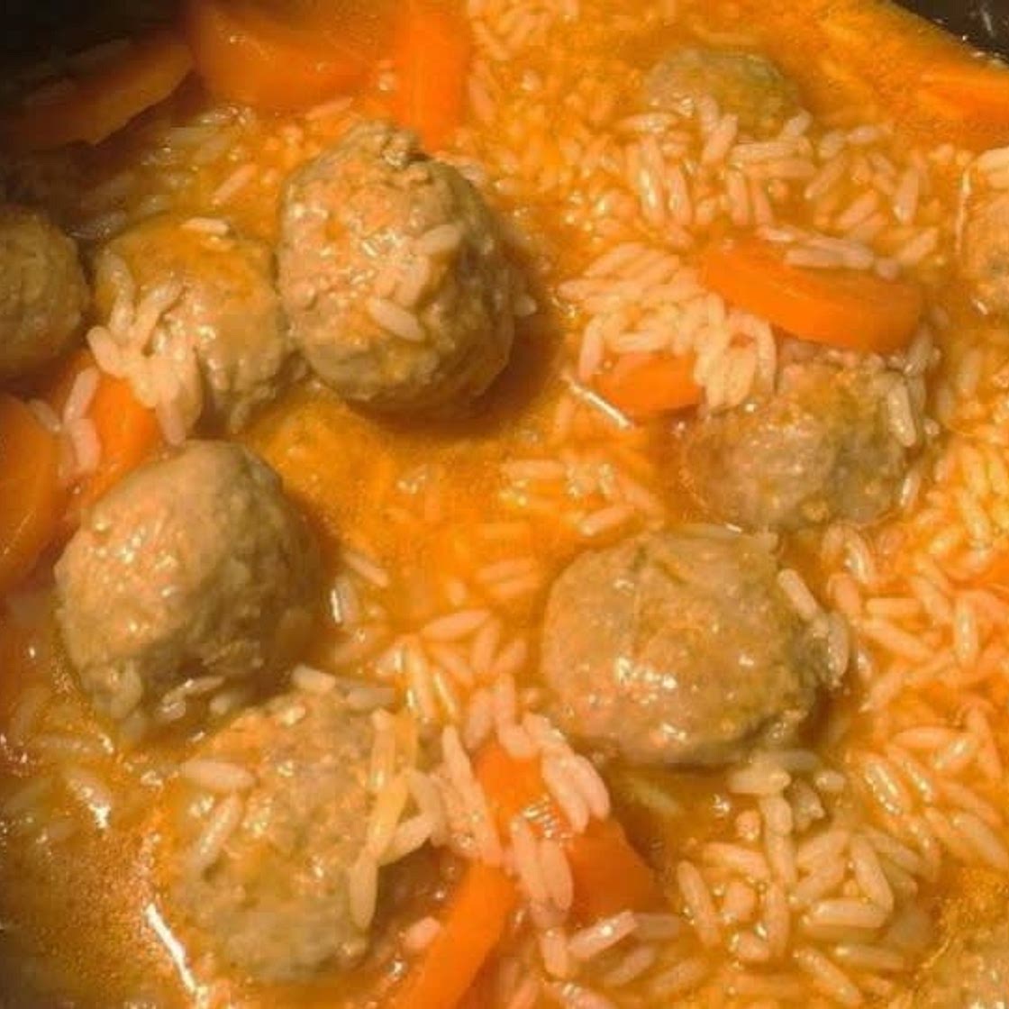 Riz aux boulettes de viande