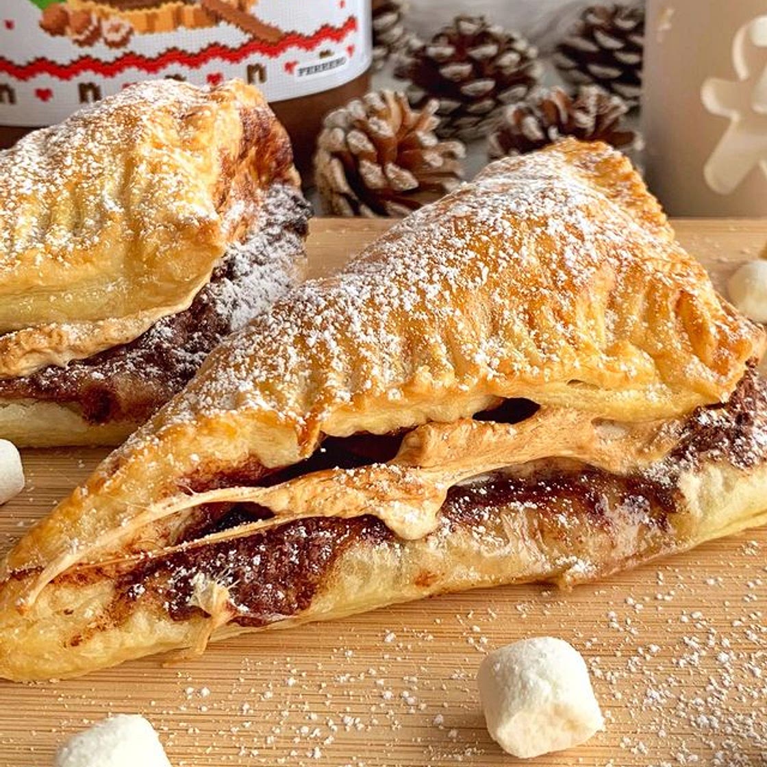 NUTELLA MARSHMALLOW TURNOVERS 😍