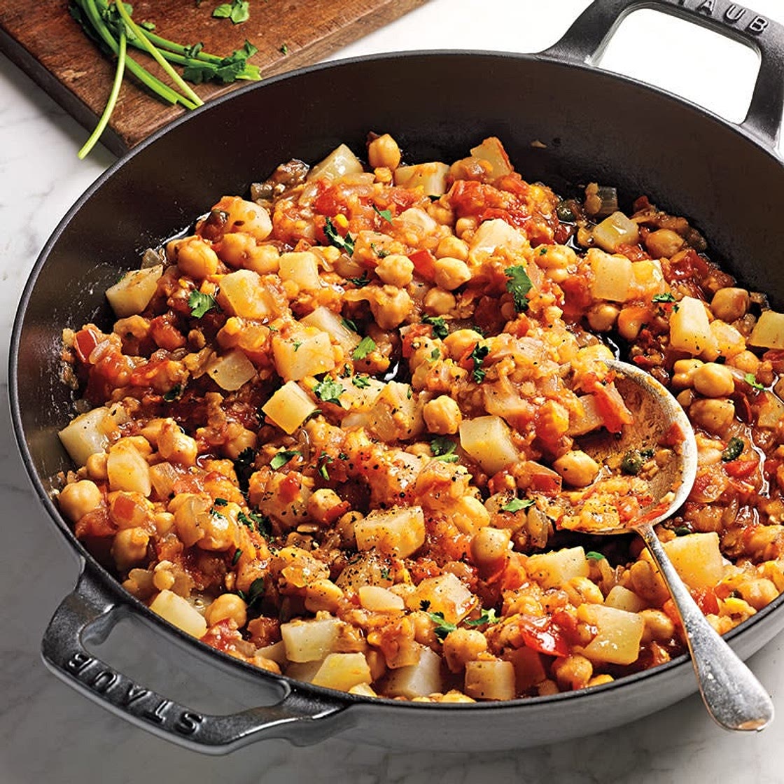 Spiced chickpeas with tomatoes & potatoes