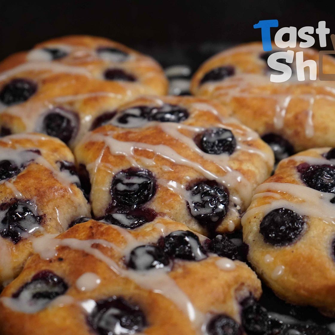Homemade Blueberry Home Skillet Biscuits Recipe