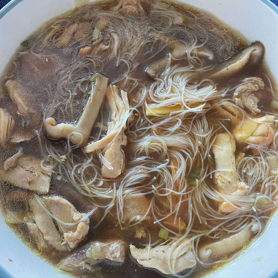 Chicken Shiitake Mushroom and Chilli Broth | Slimming & Weight Watchers Friendly