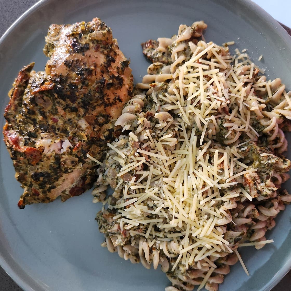 Tuscan Slow Cooker Chicken Thighs