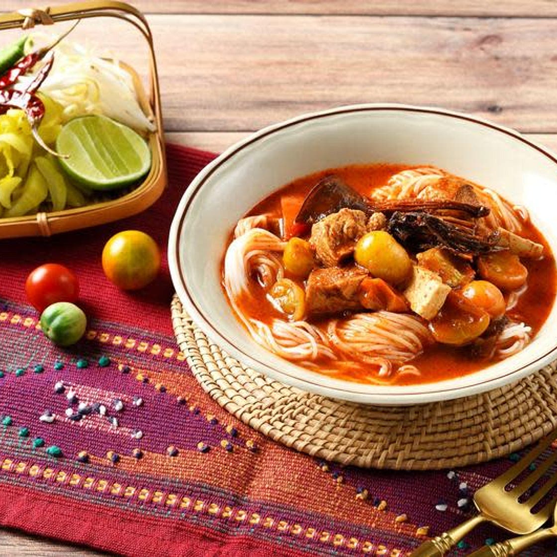 Pasta with Nam Ngiao Sauce