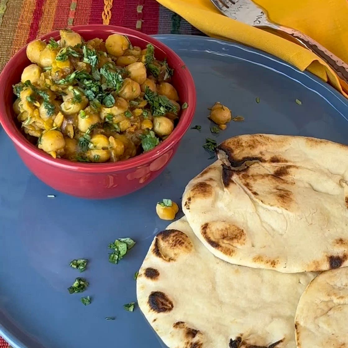 Chole - Indian Garbanzo Beans (Vegan)