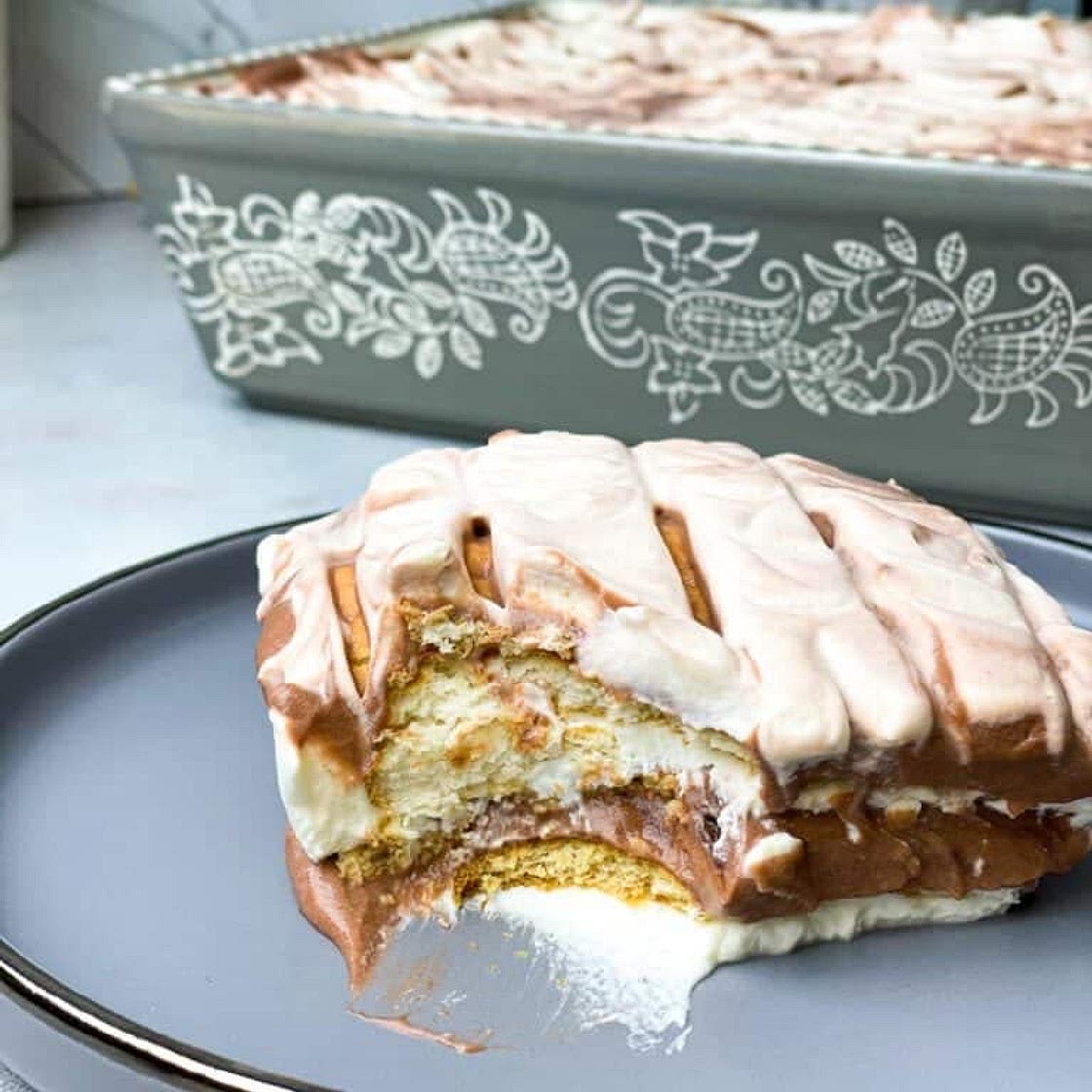 NO BAKE GRAHAM CRACKER COFFEE CAKE