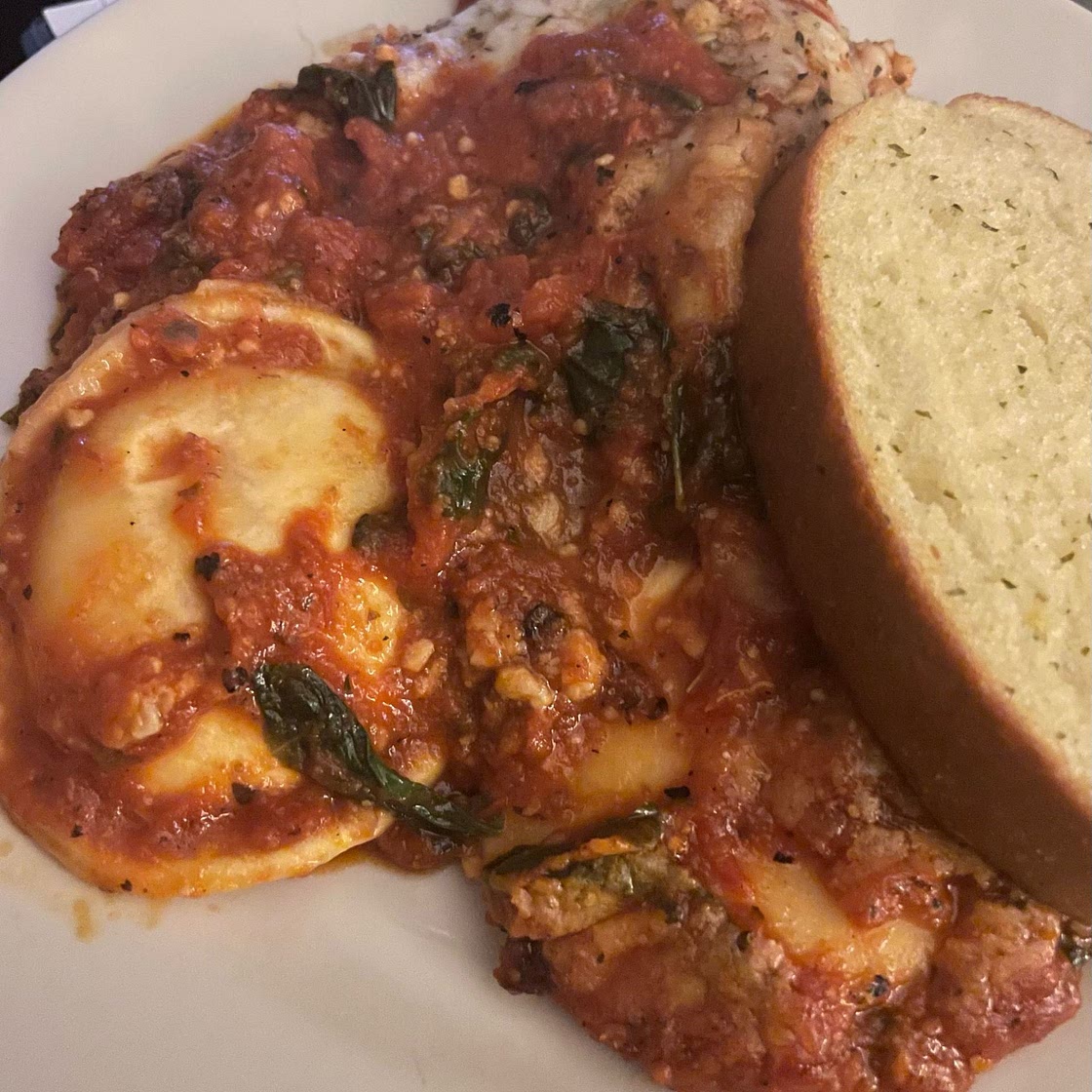 Lazy Lasagna (Cheesy Baked Ravioli)