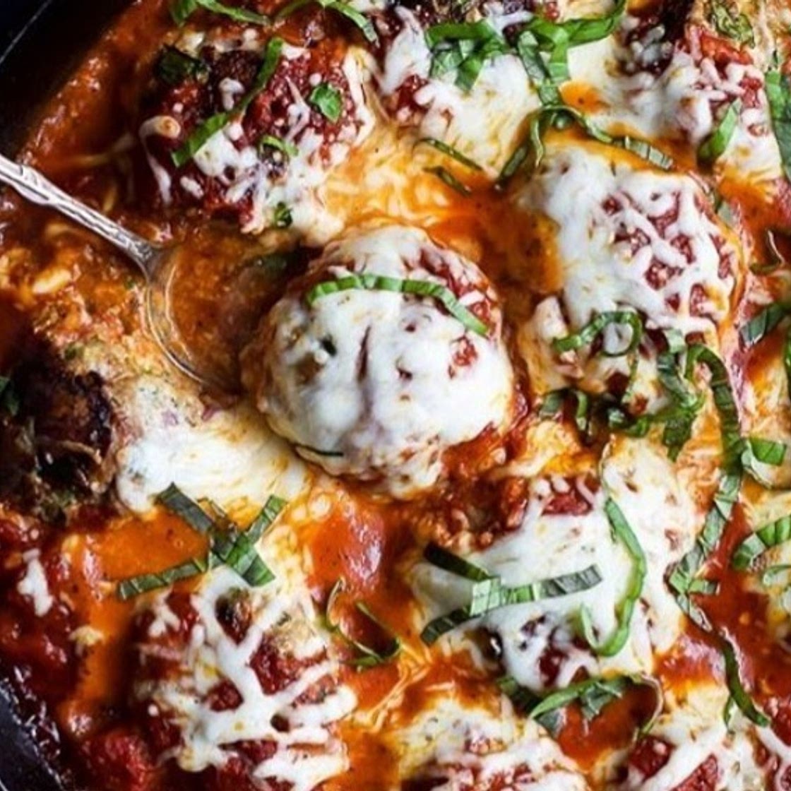 Turkey meatballs in creamed spinach