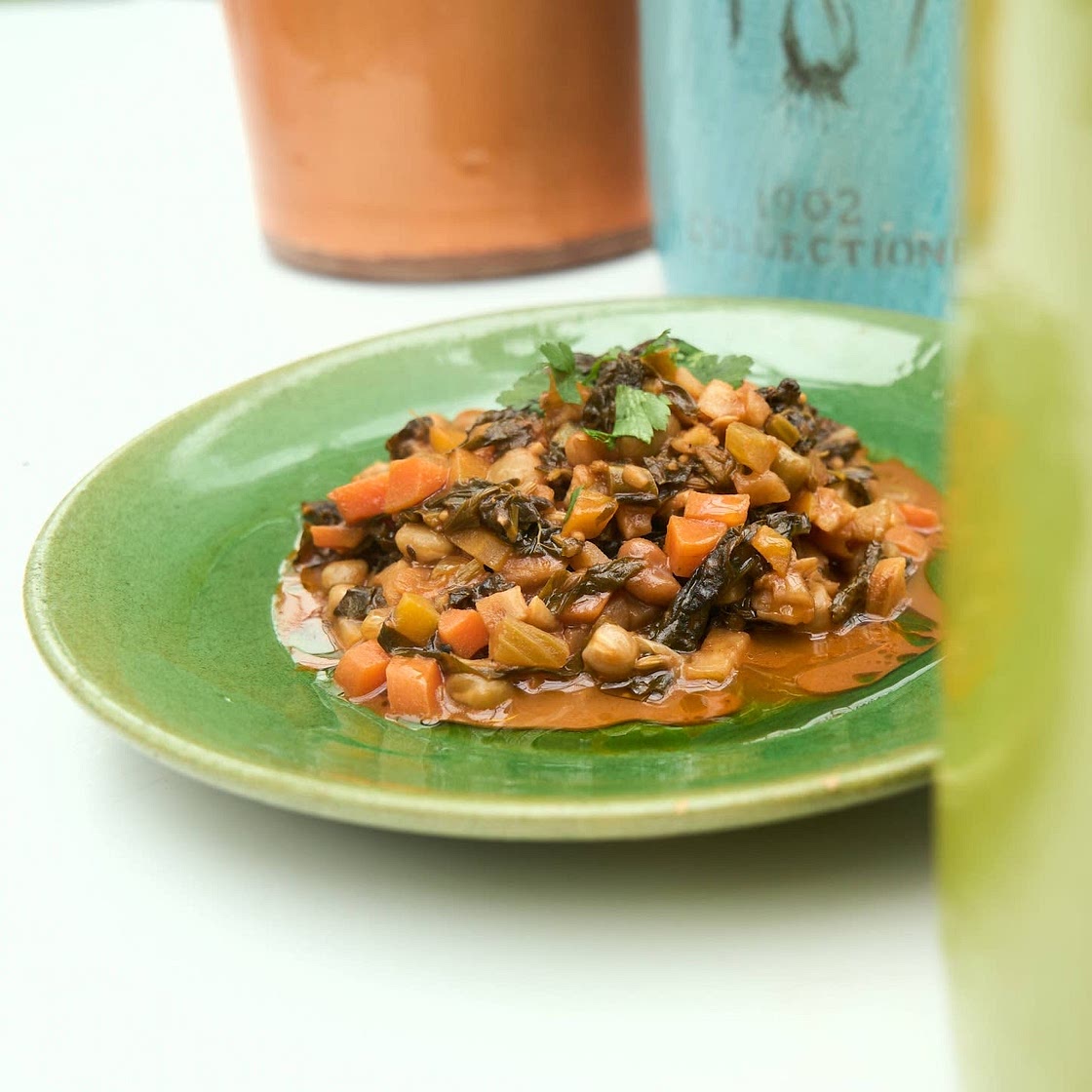 Hearty vegetable winter stew 