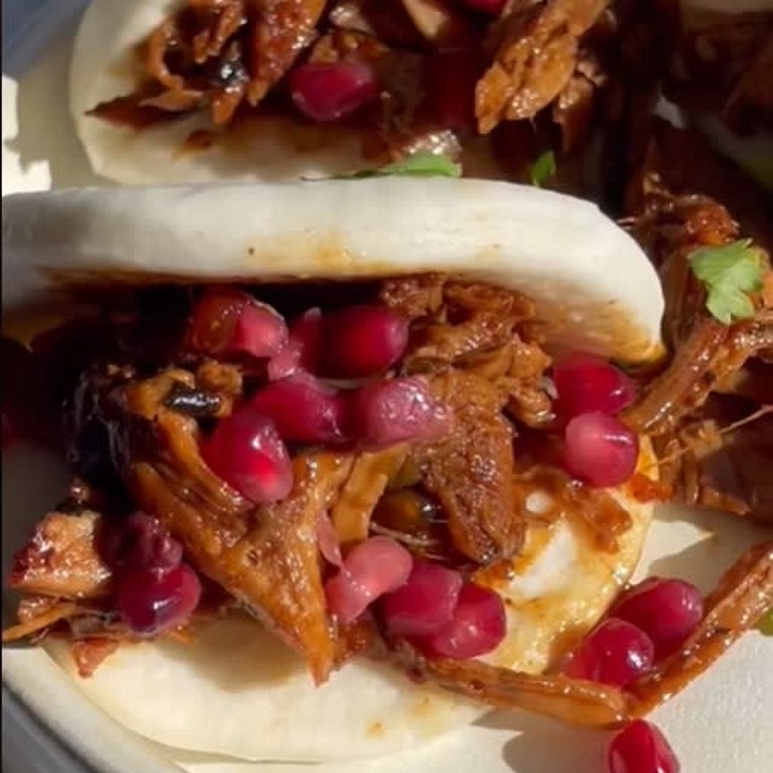 Slowcooker Thai Basil & Hoisin Pork Bao Buns
