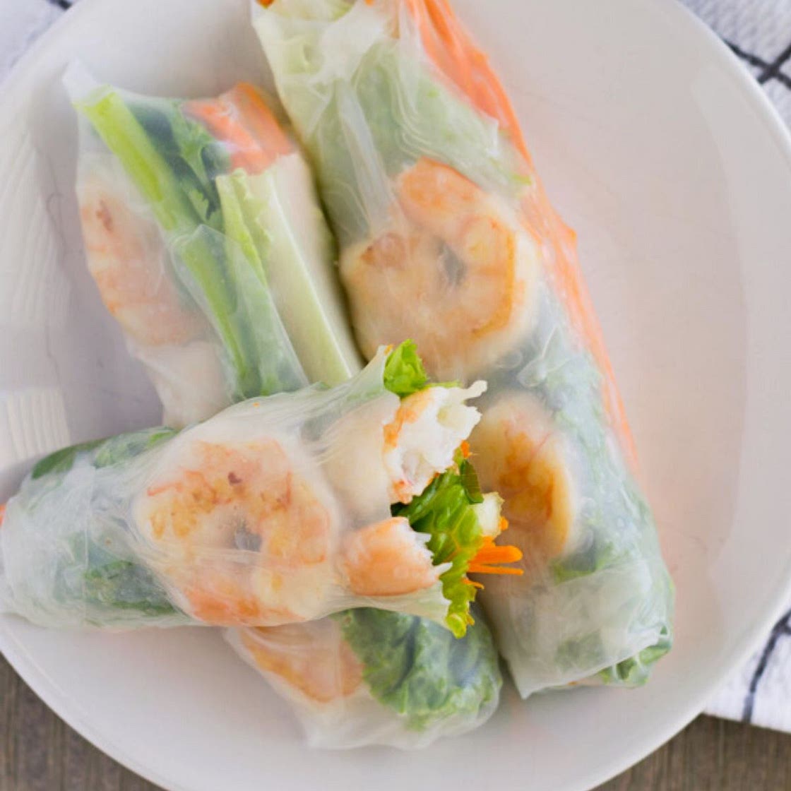 Shrimp Rice Paper Rolls with Peanut Dipping Sauce Recipe