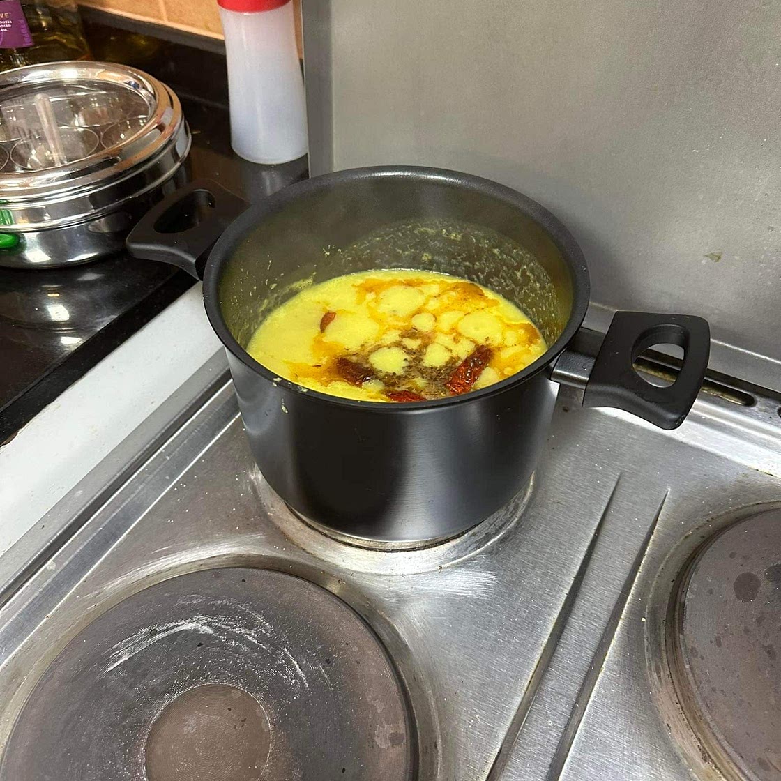 Tomato dal