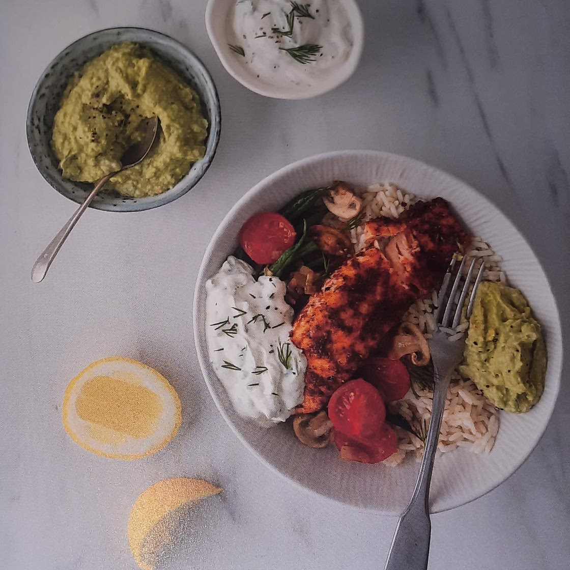Cajun salmon burrito bowl